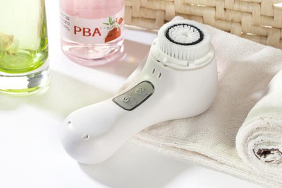 洗臉神器大比拼 潔面儀與起泡器，誰才是你的護(hù)膚“真命天子”？